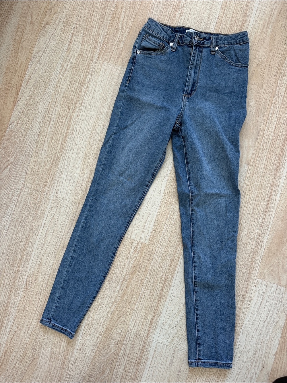 Classic High-Rise Women's Skinny Jeans - Dark Blue